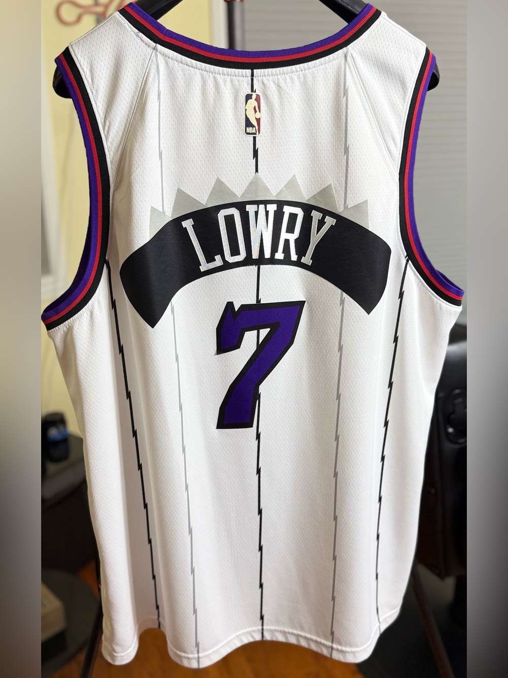 Authentic Gorgeous Kyle Lowry Toronto Raptors  NBA Jersey!!! Size 60, 3XL